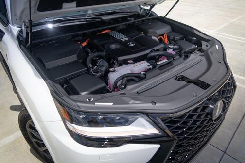 Ultra White 2026 Lexus LX 700h F SPORT Handling