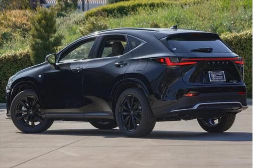 2025 Lexus NX 450h+ F SPORT Handling