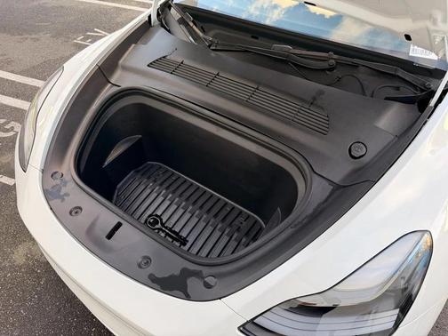 2022 Tesla Model Y Performance Dual Motor All-Wheel Drive