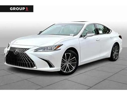 2025 Lexus ES 300h Base