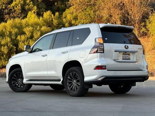 2023 Lexus GX 460 Premium