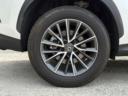 White Pearl 2024 Lexus NX 350h Premium