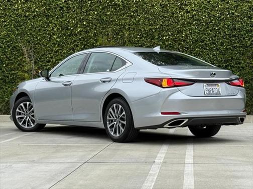 2025 Lexus ES 350 Base
