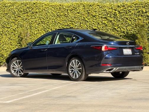 2019 Lexus ES 350 Base