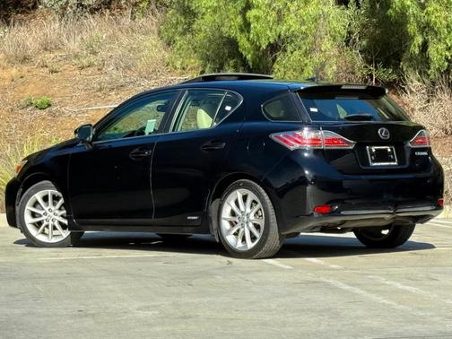 2013 Lexus CT 200h Hybrid