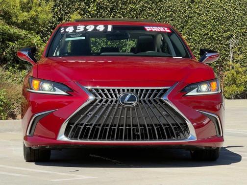 Matador Red Mica 2024 Lexus ES 300h Base