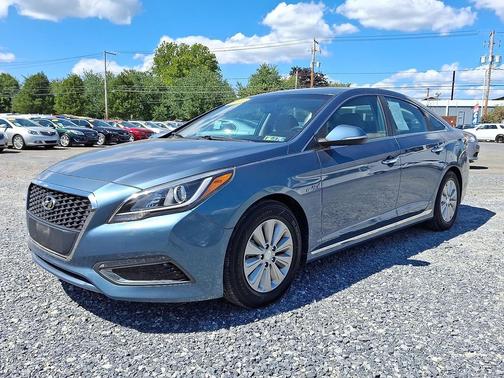 2016 Hyundai SONATA Hybrid SE