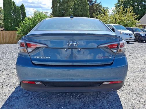 2016 Hyundai SONATA Hybrid SE