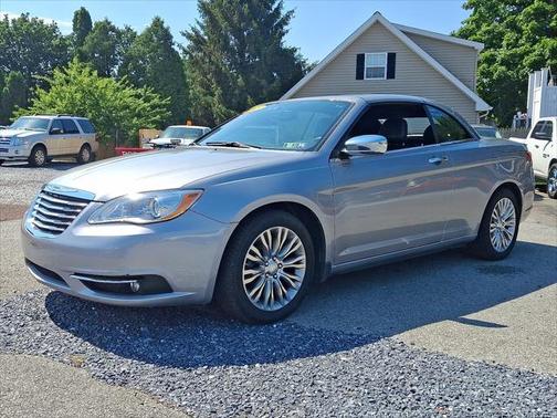 2013 Chrysler 200 Limited