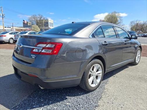 2018 Ford Taurus SEL