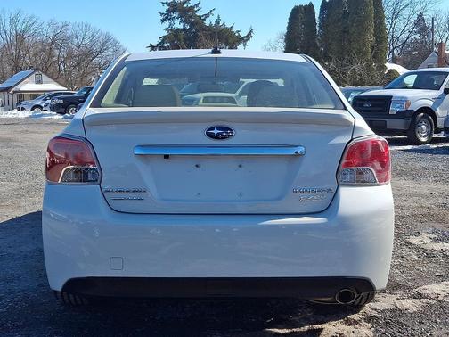 2015 Subaru Impreza 2.0i Limited