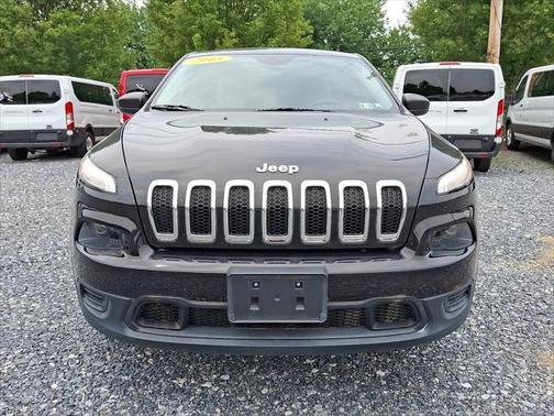 2015 Jeep Cherokee Sport