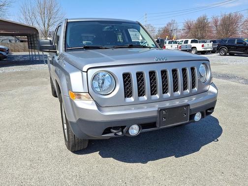 Billet Silver Metallic Clearcoat 2016 Jeep Patriot Sport