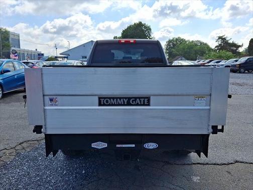 2018 RAM 2500 Tradesman Crew Cab 4x2 8' Box