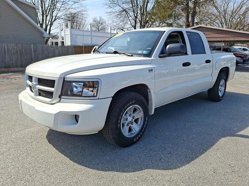 Stone White Clearcoat 2009 Dodge Dakota ST Crew Cab