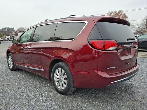 2018 Chrysler Pacifica Touring-L Plus