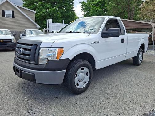 Oxford White Clearcoat 2009 Ford F-150 XL