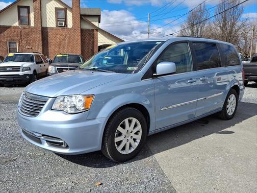 2013 Chrysler Town & Country Touring