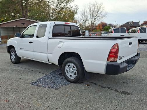 2014 Toyota Tacoma Base
