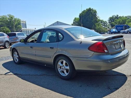2003 Ford Taurus SES