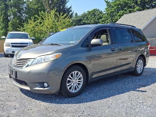 2011 Toyota Sienna Limited