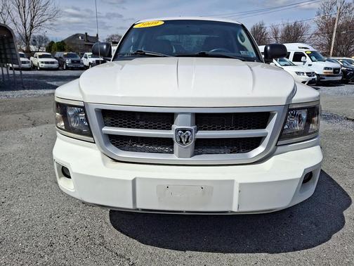 2009 Dodge Dakota ST Crew Cab