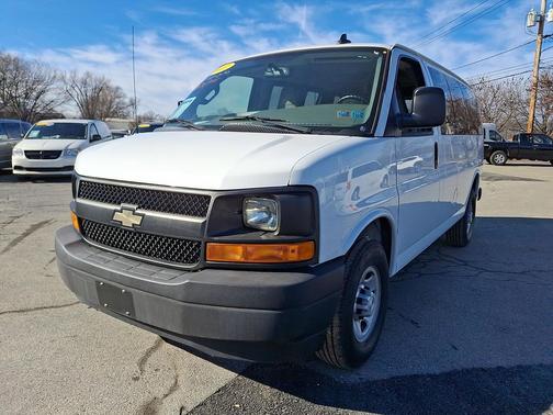 2017 Chevrolet Express 2500 LS