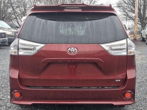 2014 Toyota Sienna SE
