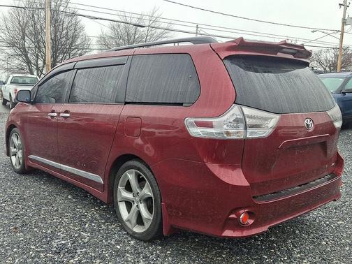 2014 Toyota Sienna SE