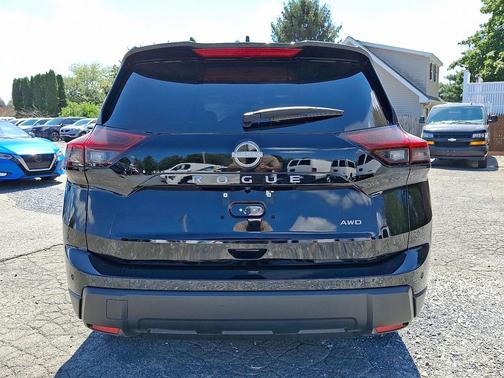 2024 Nissan Rogue S