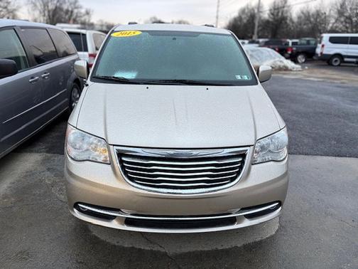 2015 Chrysler Town & Country Touring