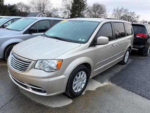 2015 Chrysler Town & Country Touring