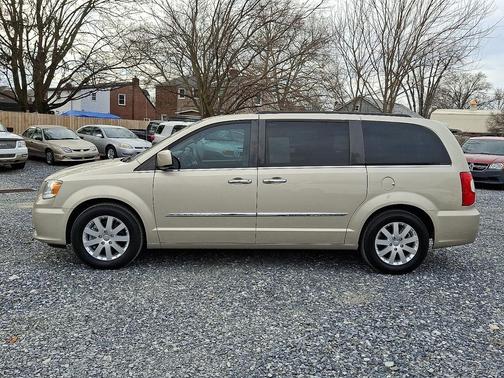2015 Chrysler Town & Country Touring