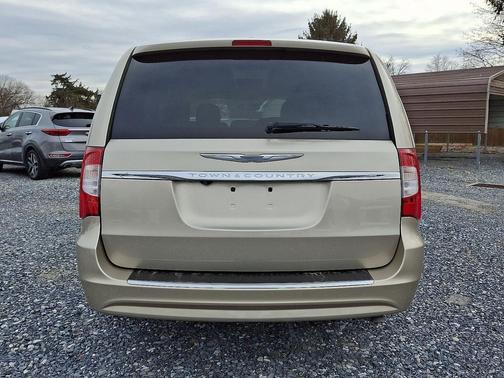 2015 Chrysler Town & Country Touring