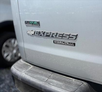 2011 Chevrolet Express 2500 LS