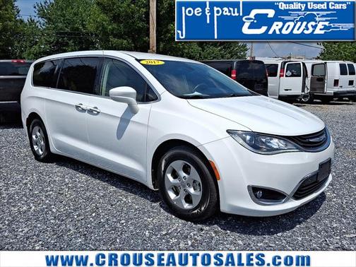 2017 Chrysler Pacifica Hybrid Touring Plus