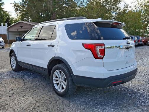 2017 Ford Explorer Base