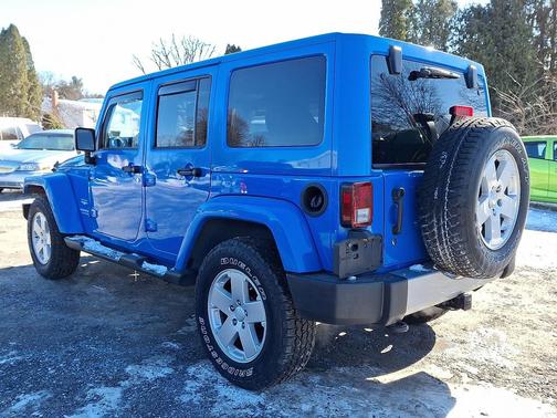 2012 Jeep Wrangler Unlimited Sahara