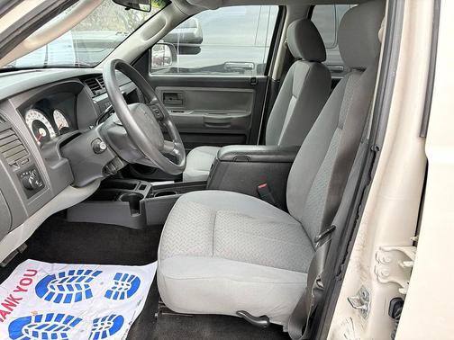 2009 Dodge Dakota ST Crew Cab