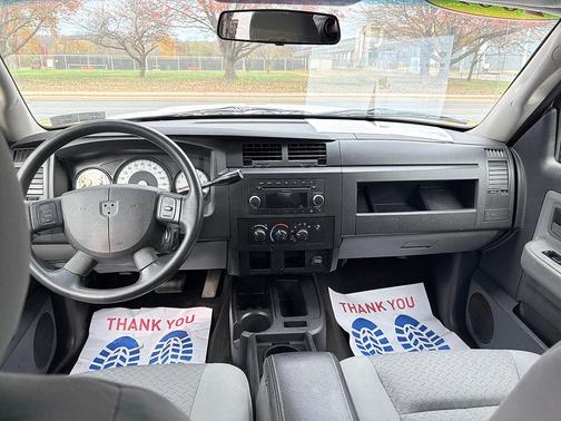 2009 Dodge Dakota ST Crew Cab