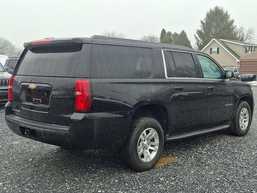 2017 Chevrolet Suburban LS