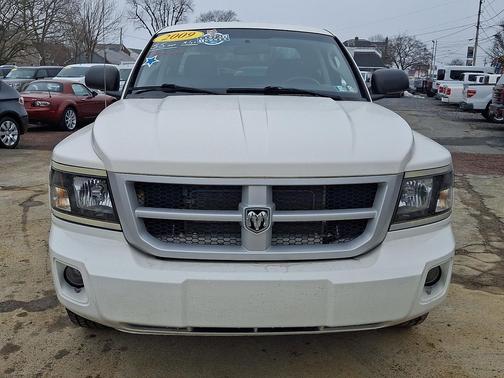 2009 Dodge Dakota ST Crew Cab