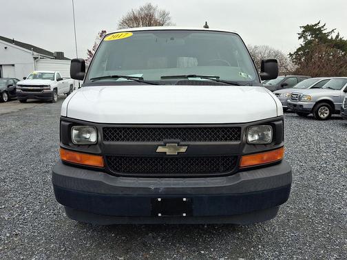 2017 Chevrolet Express 2500 LS