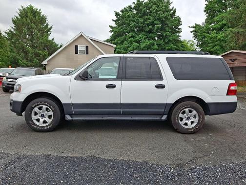 Oxford White 2016 Ford Expedition EL XL
