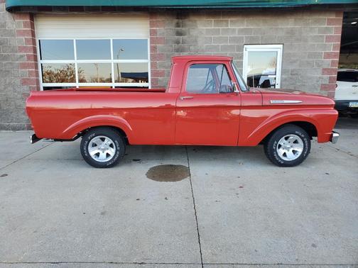 1961 Ford F100 