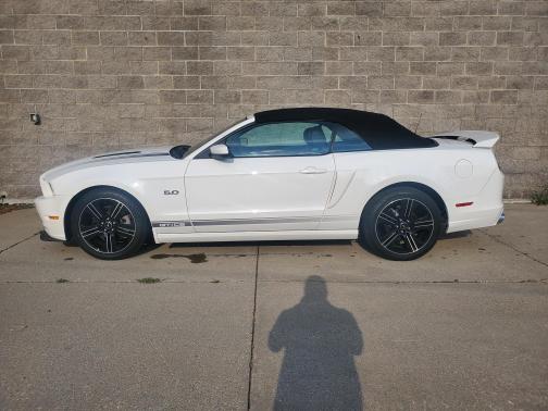 2013 Ford Mustang GT Premium