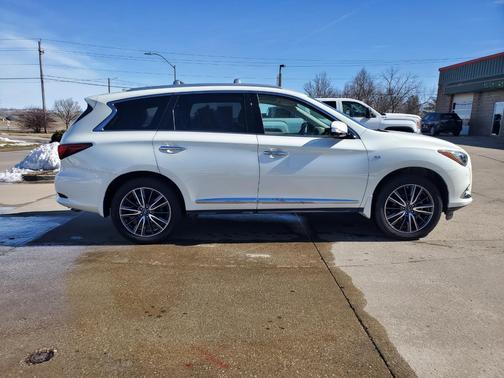 2018 INFINITI QX60 Base