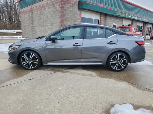 2021 Nissan Sentra SR