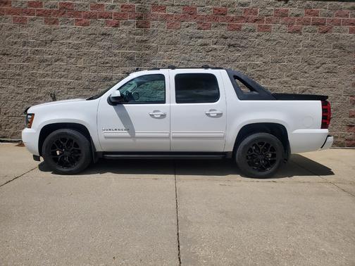 2010 Chevrolet Avalanche 1500 LS