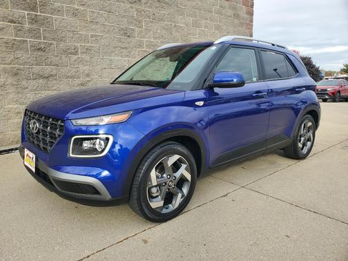 2023 Hyundai VENUE Limited